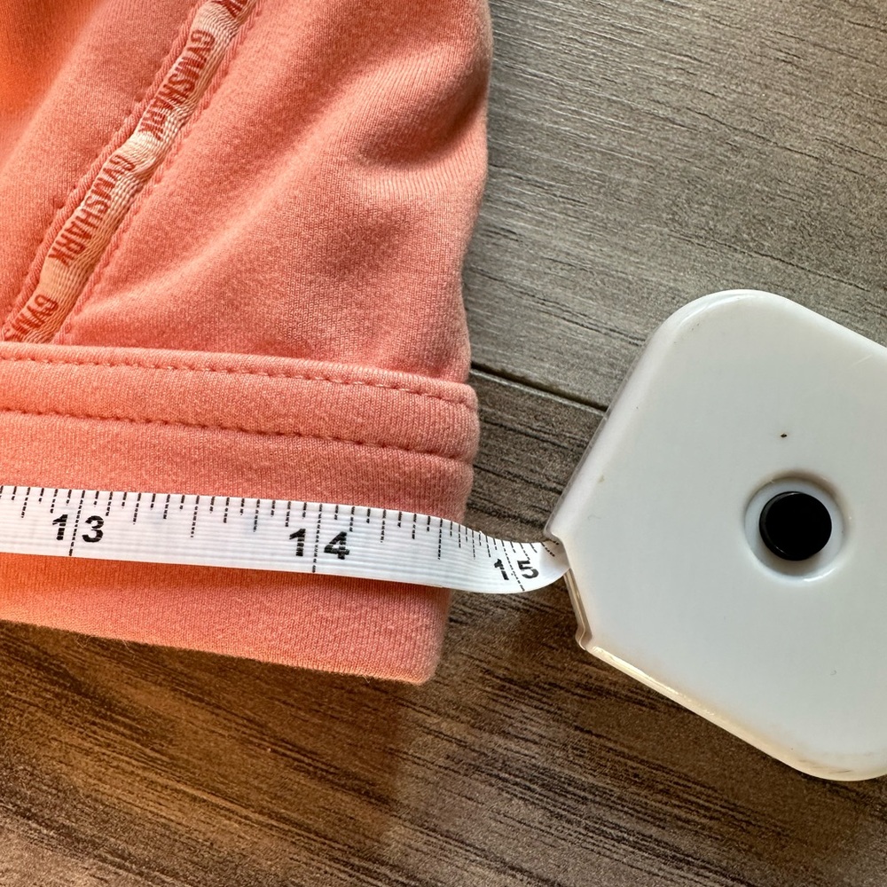 Gymshark Sports Bra in Peach with Removable Cup Pads Crop Top Size Large - Picture 6 of 7